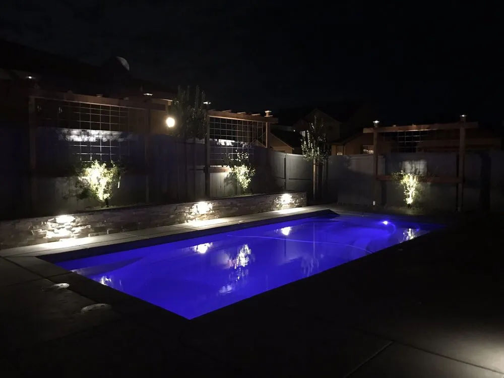 Custom residential landscaping in Dixon, CA by Phil Gray Landscaping & Construction