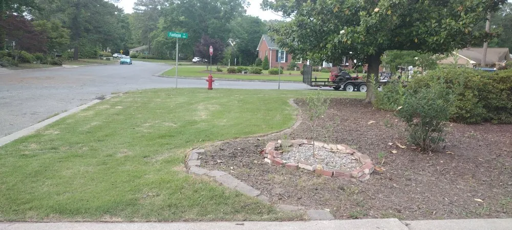 Top-rated landscape design in Greenville, NC by Philbilly Lawn Care