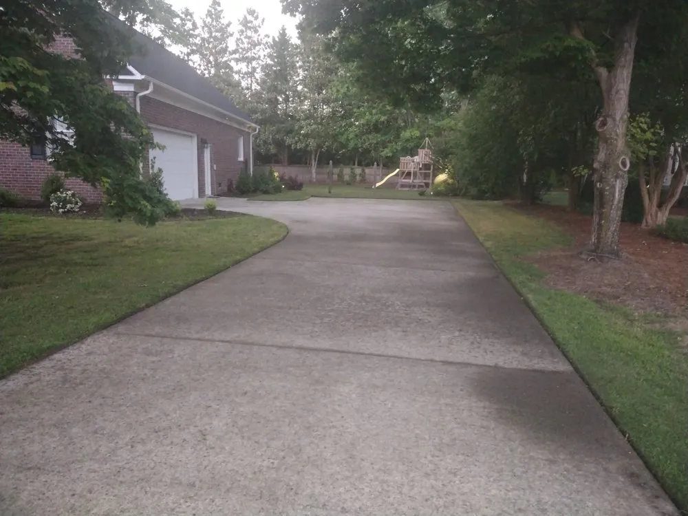 Local yard maintenance in Greenville, NC by Philbilly Lawn Care