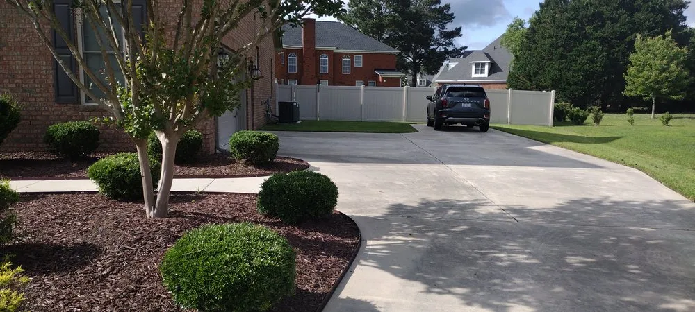 Affordable landscaping services in Greenville, NC - Philbilly Lawn Care
