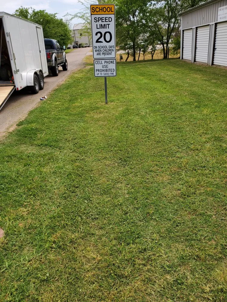 Custom yard cleanup service in Commerce, TX by Philippians 4:13 Lawn Care