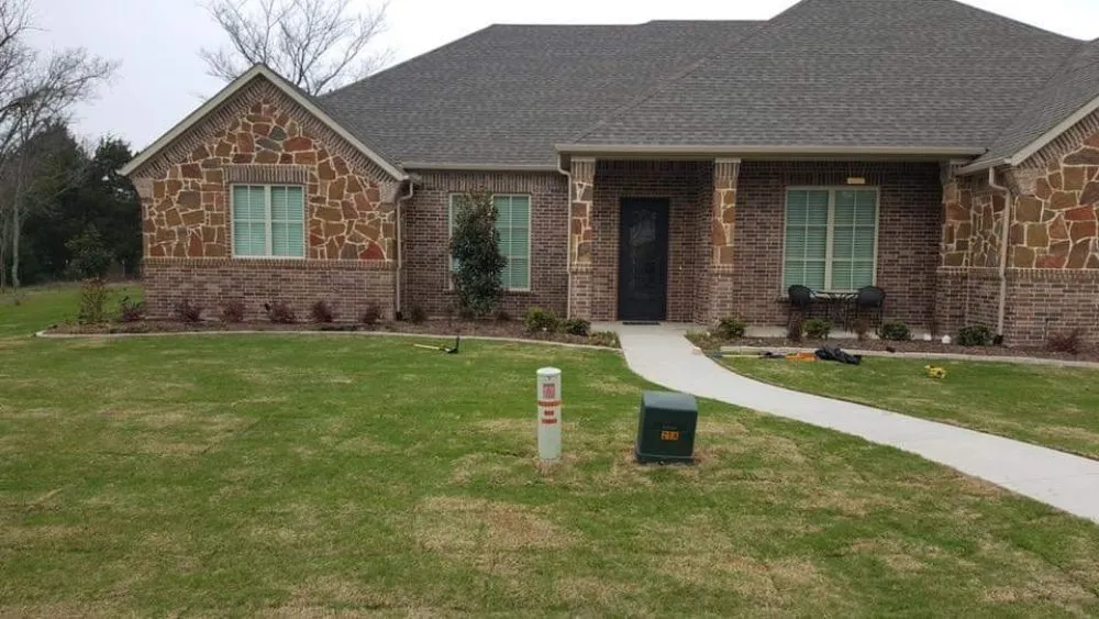 Professional lawn mowing service near you across Tool, TX - Philip's Handyman and Lawn Service