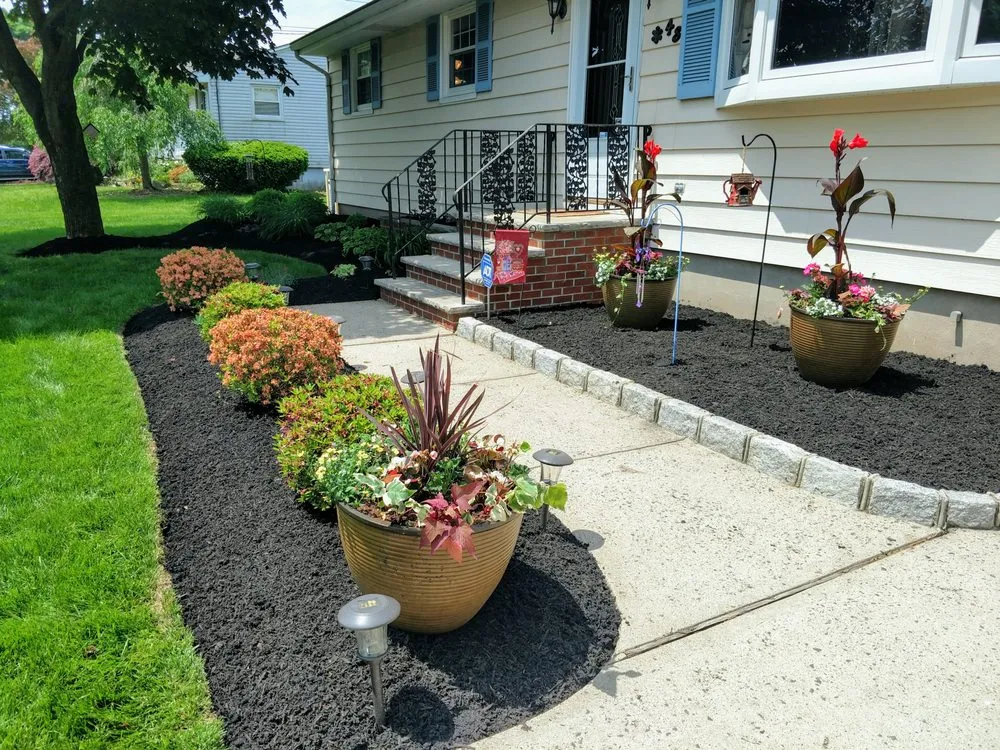 Affordable garden landscaping experts serving Somerset, NJ - Phillips & Sons Landscaping