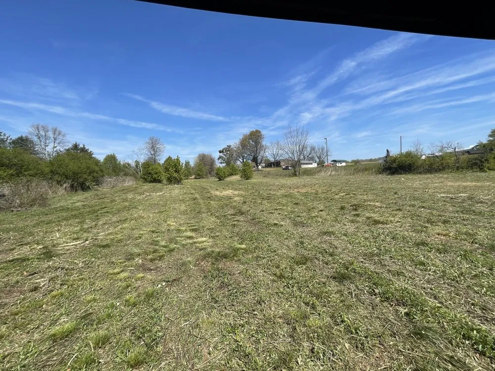 Local lawn mowing service in Jefferson, GA by Phillips Farms