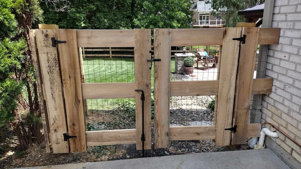 Affordable residential landscaping in Covington, KY - Phillip's Fencing