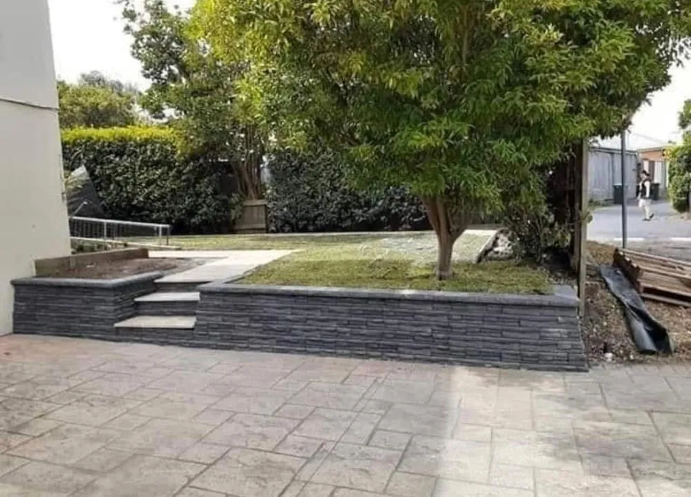 Top-rated yard maintenance in Wintersville, OH - Phillips Landscape Design