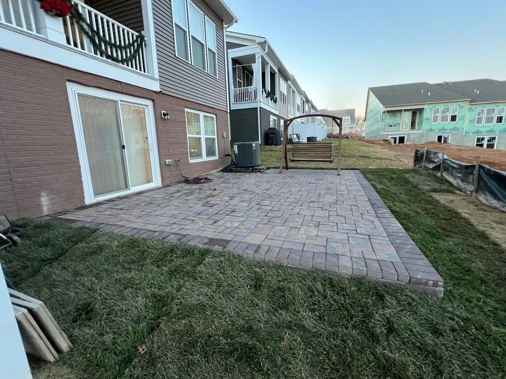 Local lawn care service experts serving Gaithersburg, MD - Phillips Landscape Group