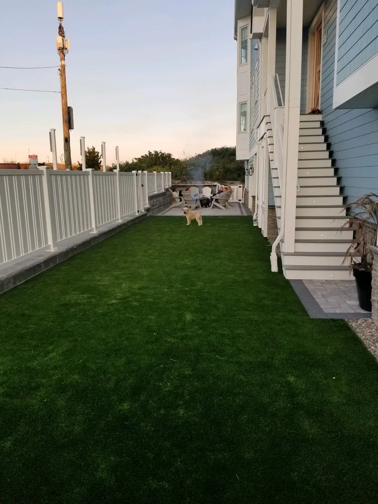 Professional lawn mowing service experts serving Gaithersburg, MD - Phillips Landscape Group