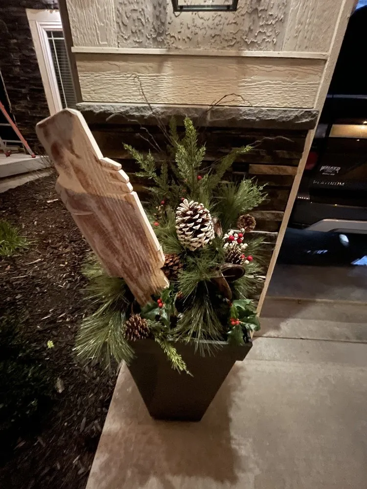 Expert lawn care service for beautiful yards in Kansas City, MO by Philly Lily