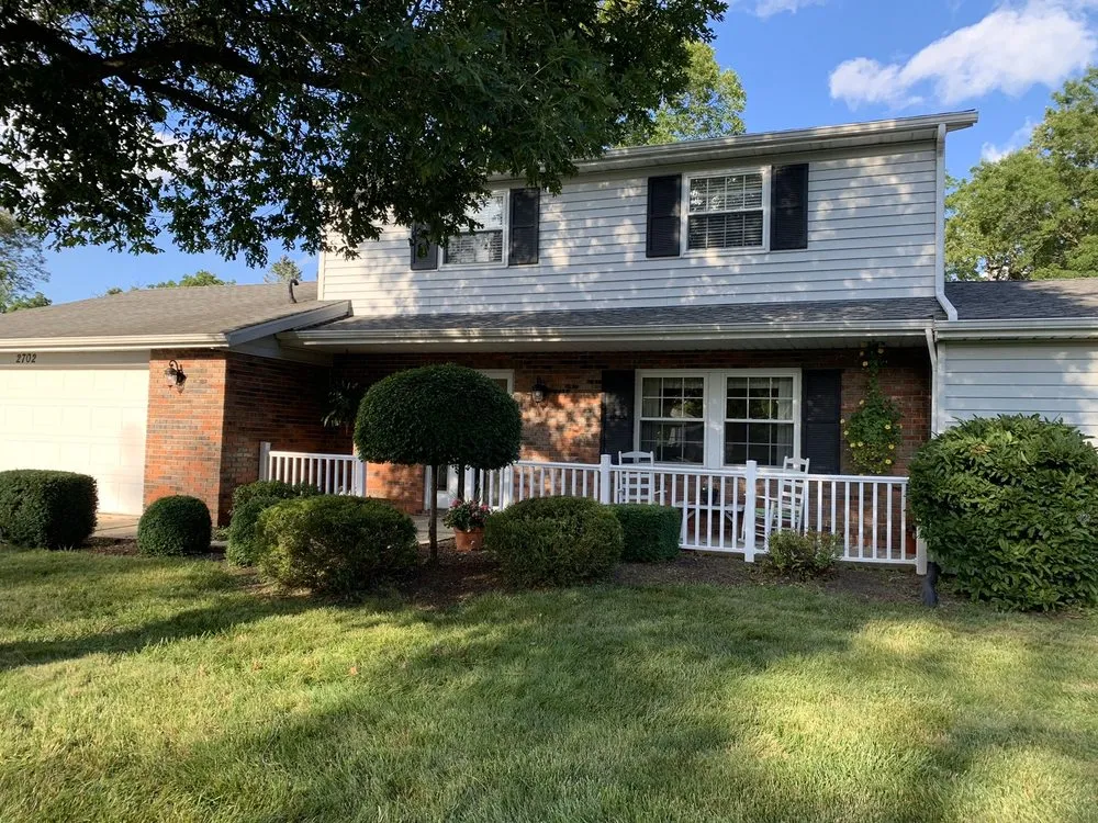 Top-rated yard maintenance experts serving Muncie, IN - Phil's Lawn Service