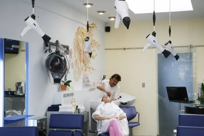 Professional outdoor landscaping experts serving Muncie, IN - Phil's Lawn Service