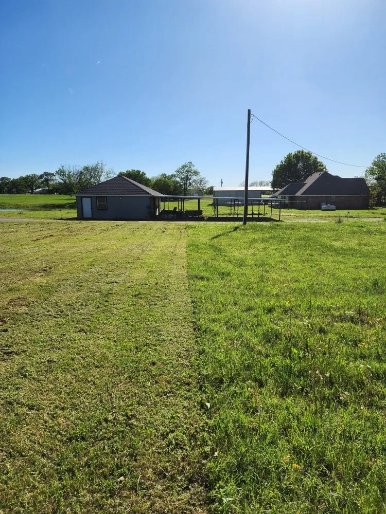 Top-rated residential landscaping in Alvarado, TX - Phil's Mowing