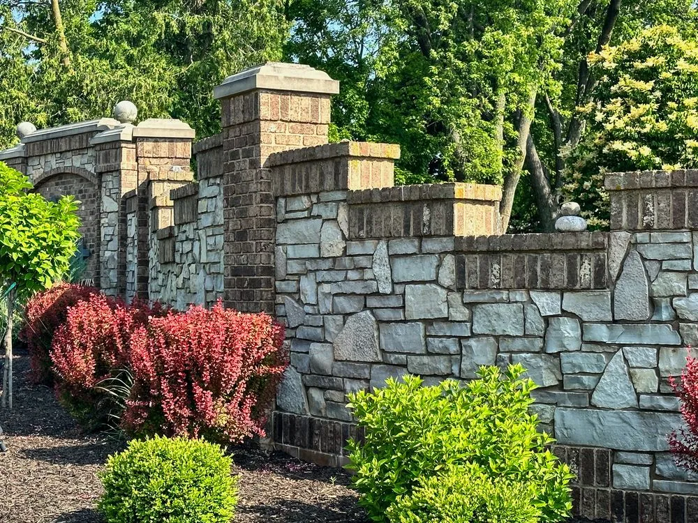 Affordable yard maintenance experts serving Crum Lynne, PA - Philz Landscaping