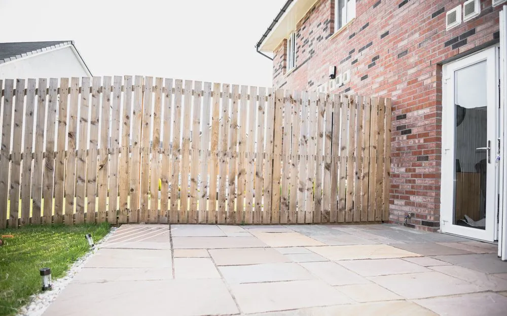 Expert landscaping services in Crum Lynne, PA by Philz Landscaping