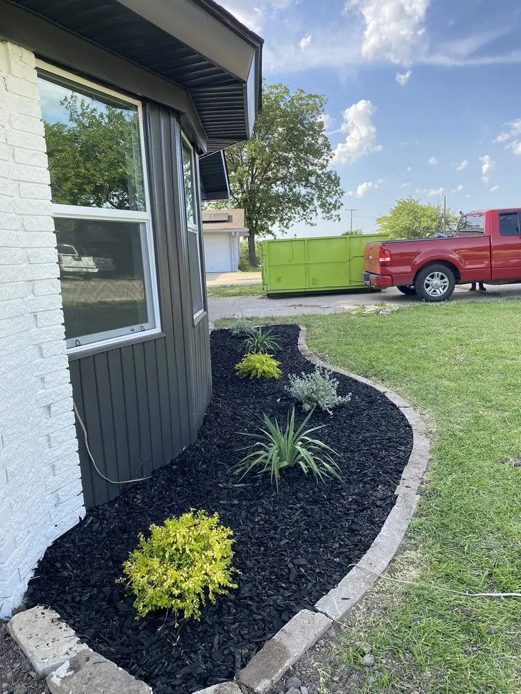 Local yard cleanup service in Lewisville, TX by Phoenix Contracting Agency