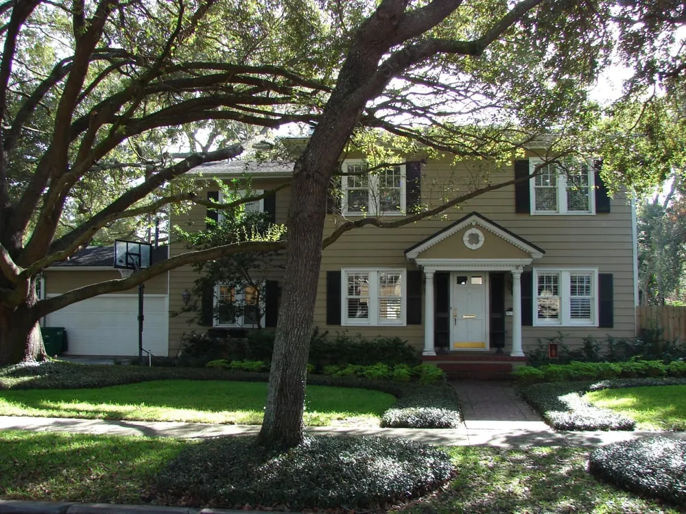 Local landscaping services for beautiful yards in Tampa, FL by Phoenix Home Builders