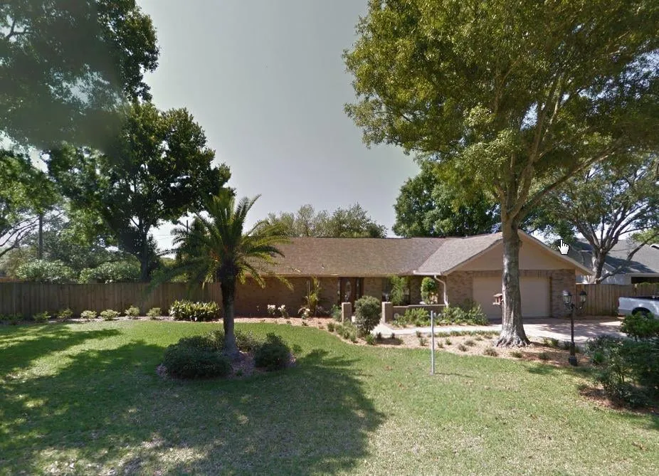 Custom landscape design in Tampa, FL - Phoenix Home Builders