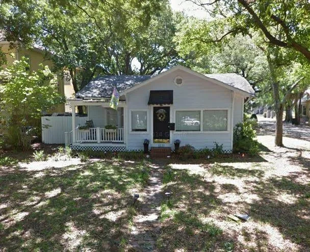 Affordable outdoor landscaping for outdoor upgrades across Tampa, FL - Phoenix Home Builders