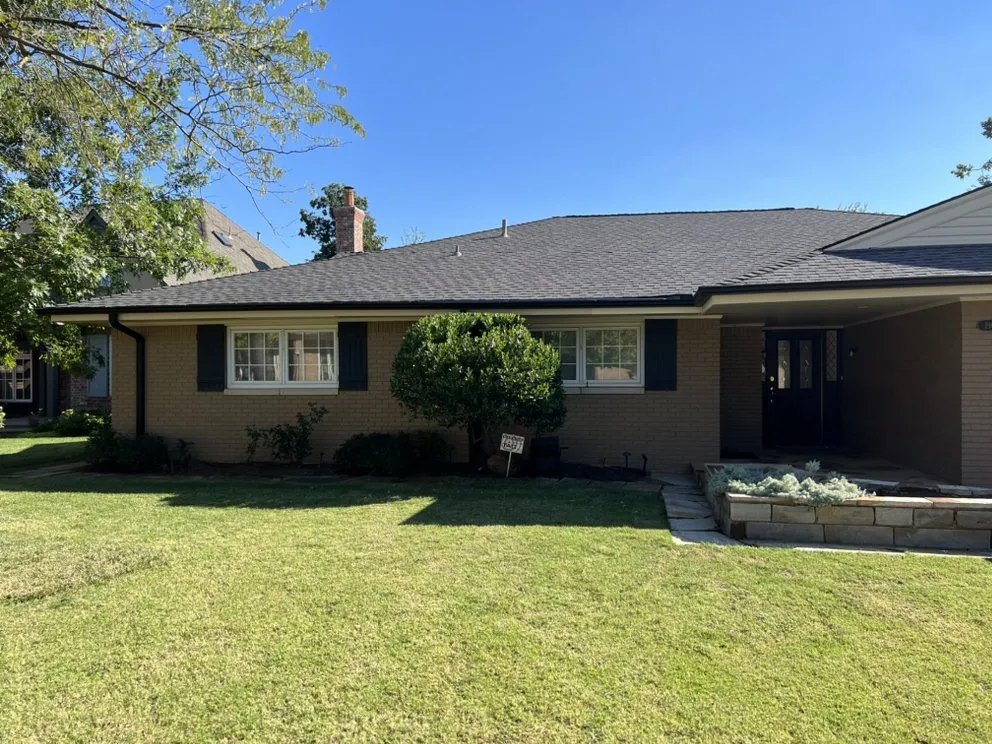 Custom lawn care service for year-round maintenance across Oklahoma City, OK - Phoenix Lawn & Pest