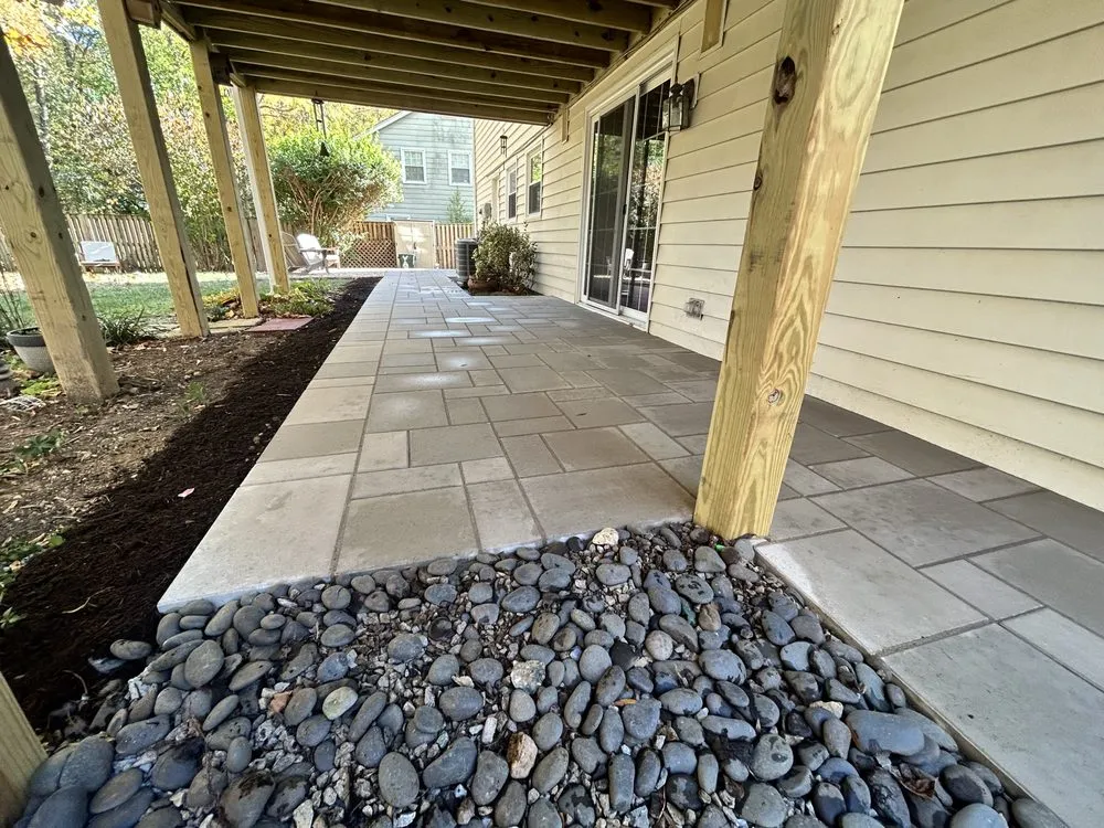 Professional garden landscaping in Falls church, VA - Phoenix Pavers