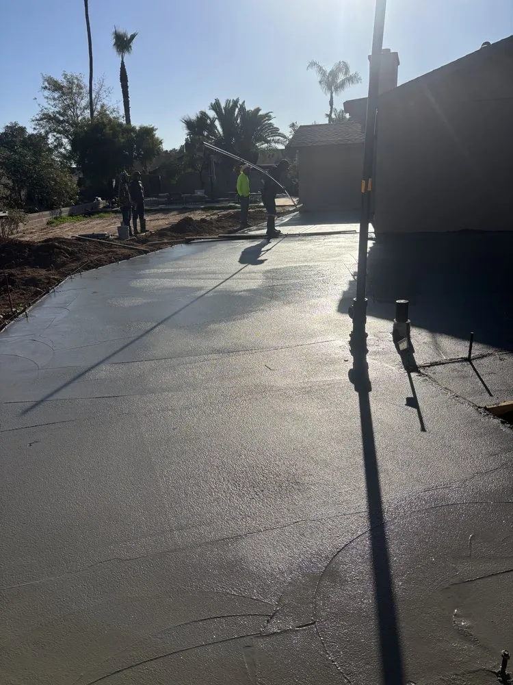 Reliable yard cleanup service near you across Phoenix, AZ - Phoenix Primera Builders