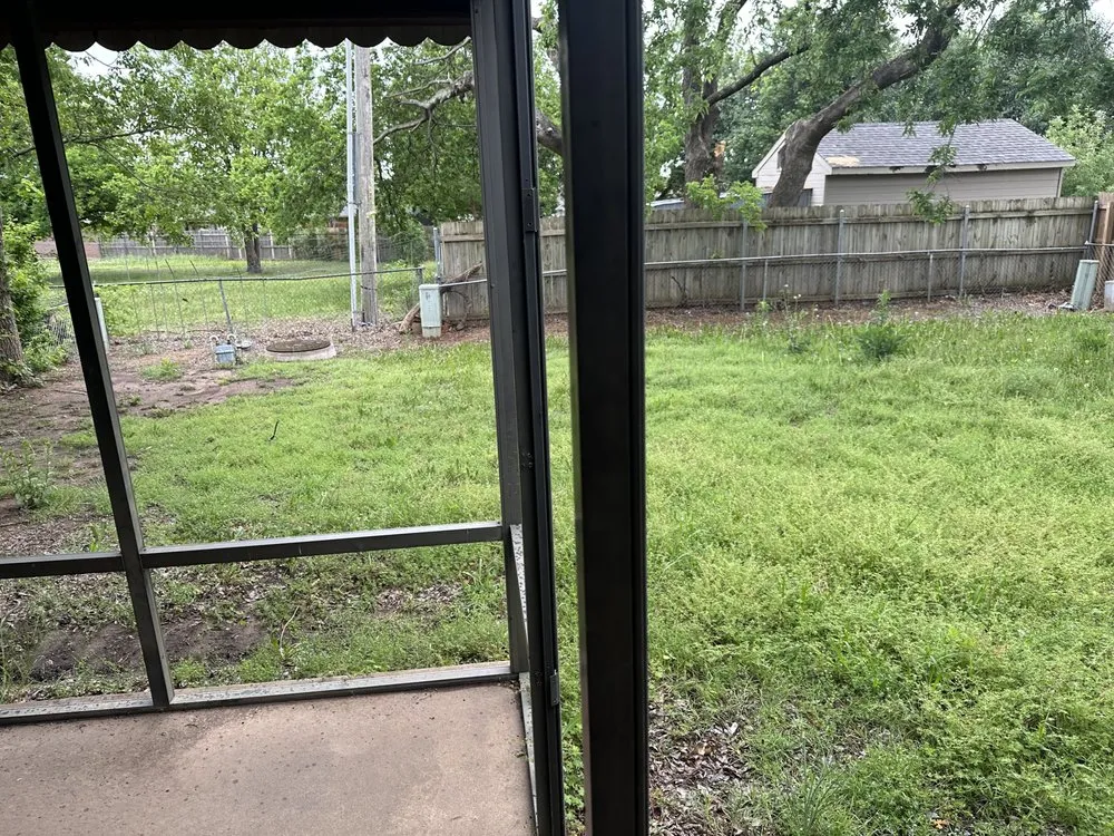 Trusted outdoor landscaping experts serving Nichols Hills, OK - Phully Clipped Lawns