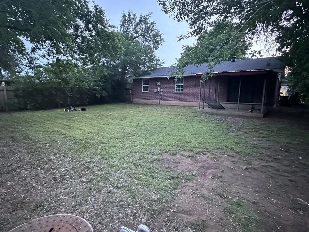 Expert landscape design experts serving Nichols Hills, OK - Phully Clipped Lawns