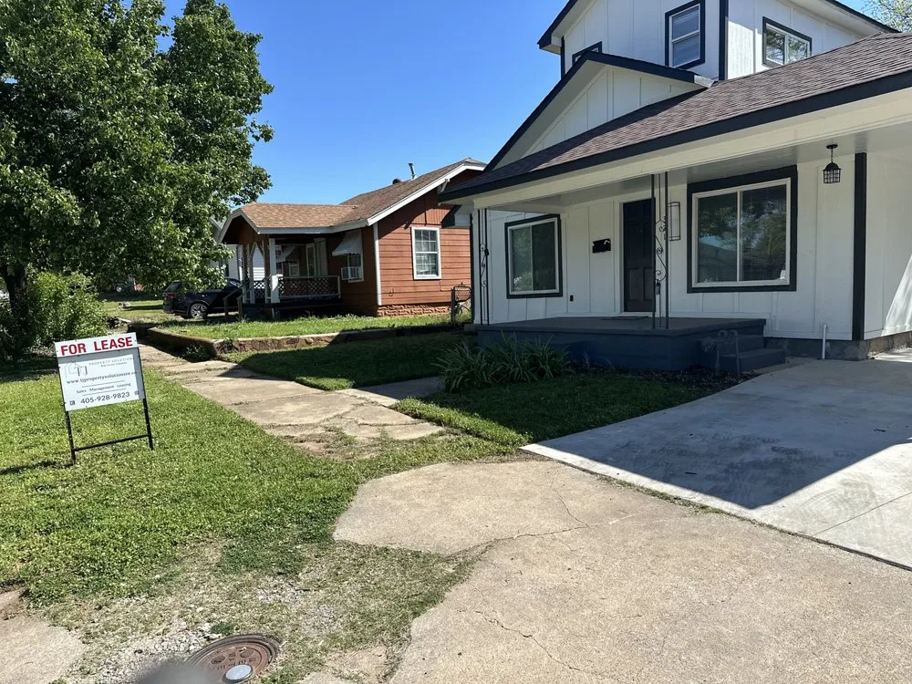 Top-rated landscaping services in Nichols Hills, OK by Phully Clipped Lawns