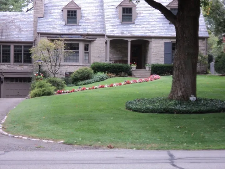 Professional lawn mowing service in Fishers, IN - Picasso Lawn & Landscape