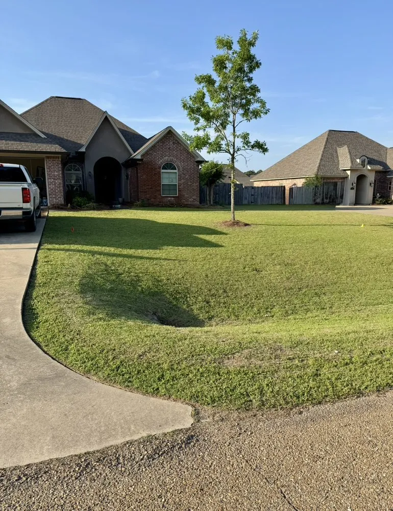 Affordable landscaping services for residential properties across Ruston, LA - Pick Nick Lawn Care