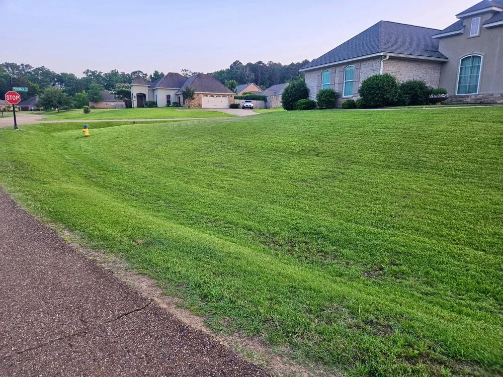 Local landscaping services experts serving Ruston, LA - Pick Nick Lawn Care