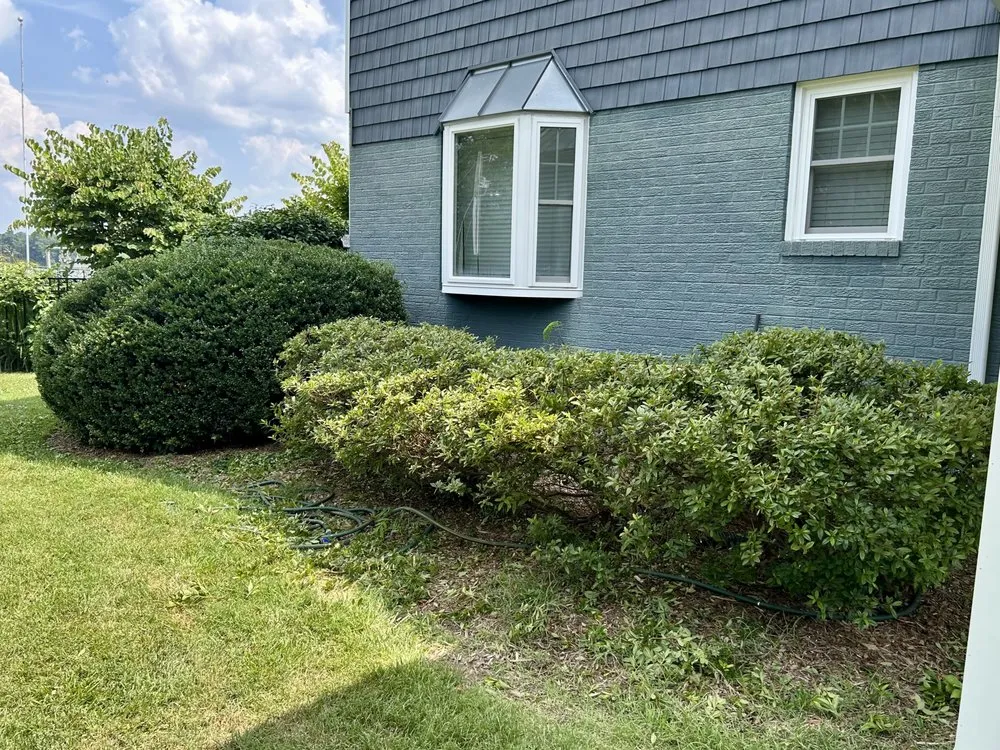 Local outdoor landscaping for homes in California, MD by Pick Solutions