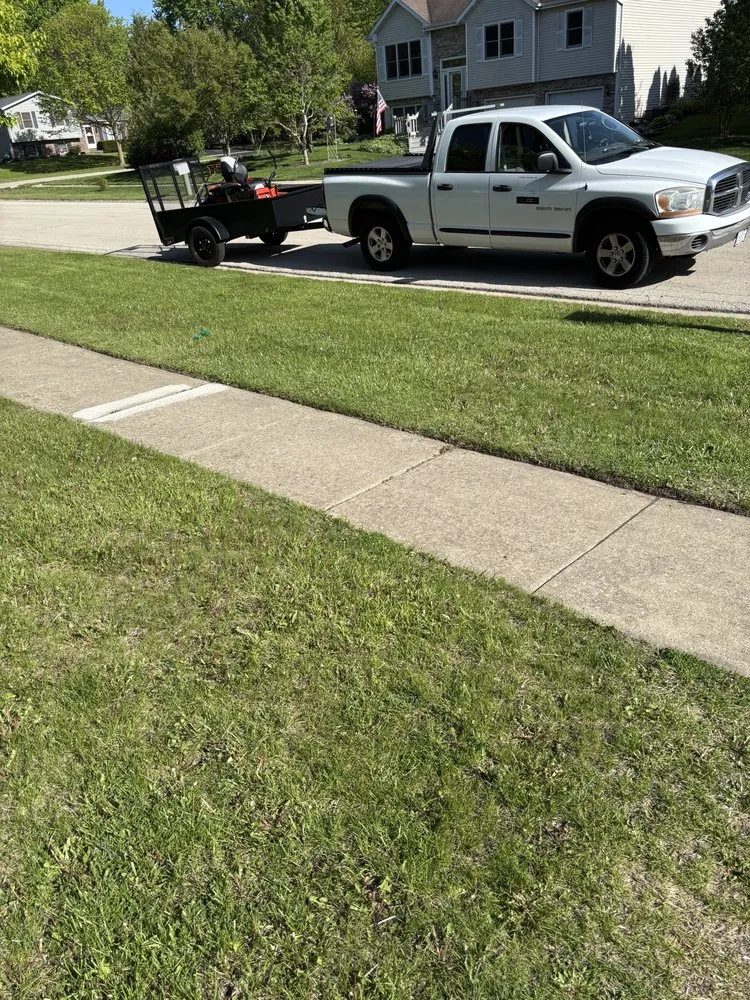 Trusted yard cleanup service in Hampshire, IL by Pickett’s Lawncare