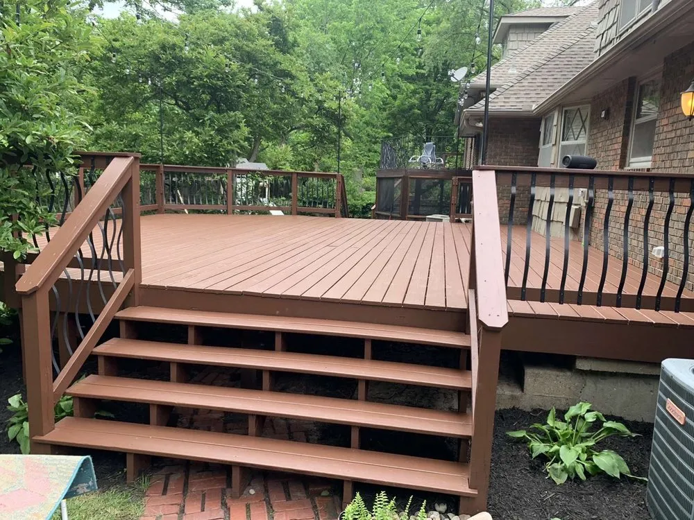 Local lawn care service for beautiful yards across Kansas City, MO - PickNix Deck and Fence Staining