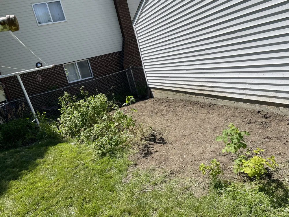 Top-rated yard maintenance with custom design across Harrison Township, MI - Picks Yard Care