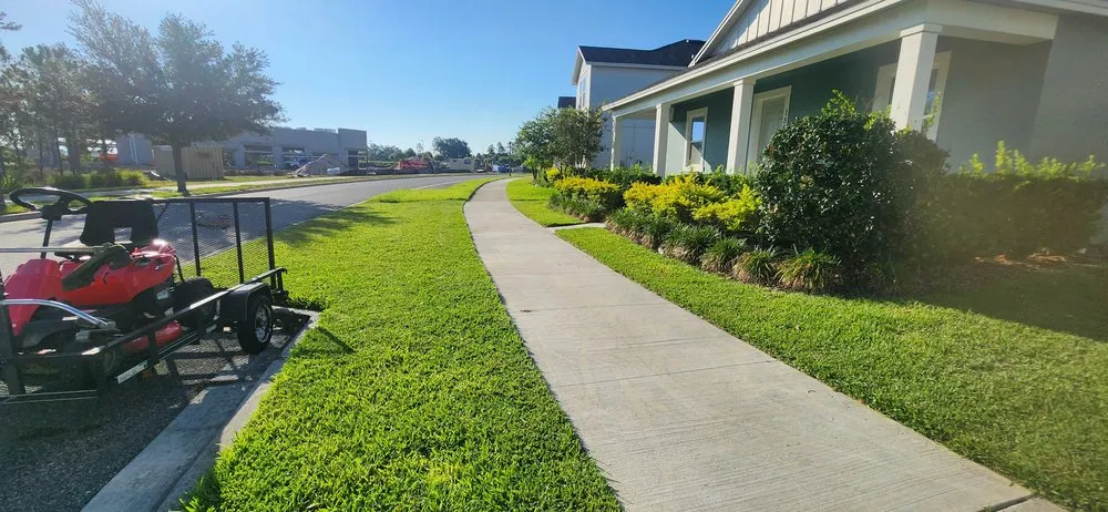 Trusted yard maintenance experts serving Orlovista, FL - Picture Green Lawn Care