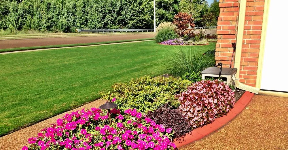 Reliable residential landscaping experts serving Arlington, TN - Picture Perfect Landscapes
