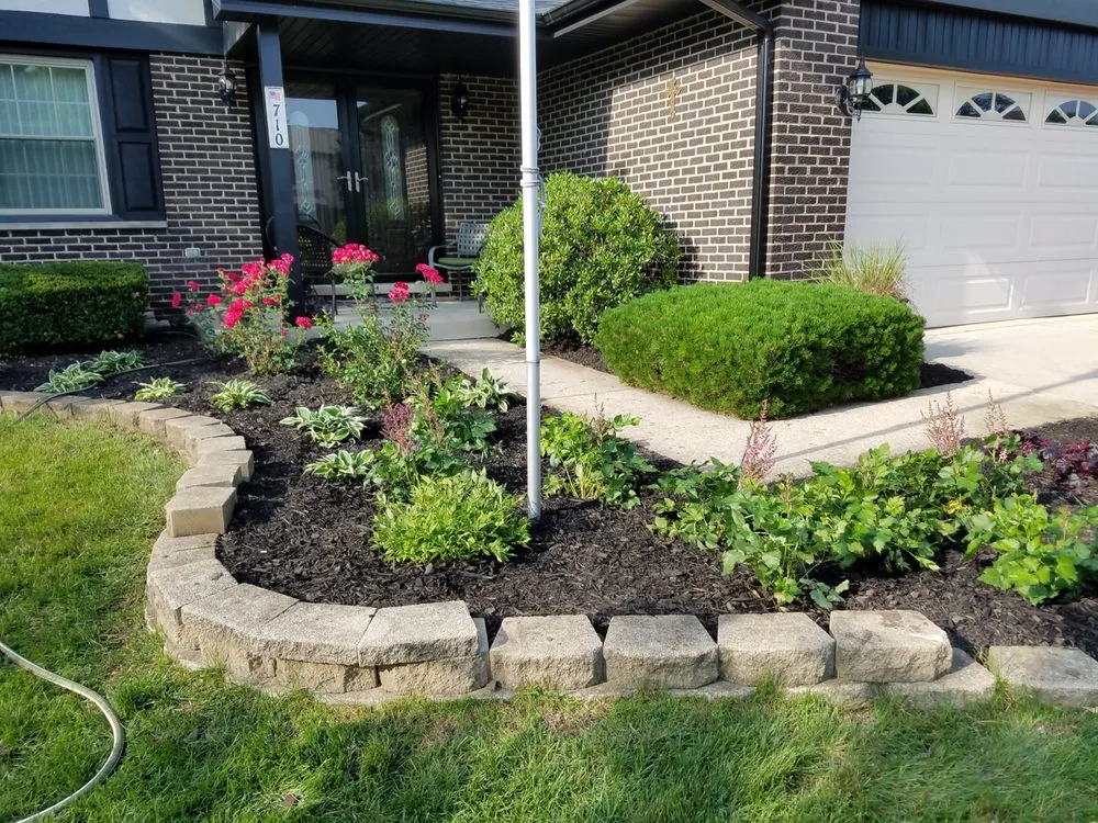 Expert yard cleanup service experts serving Schaumburg, IL - Picture Perfect Landscaping