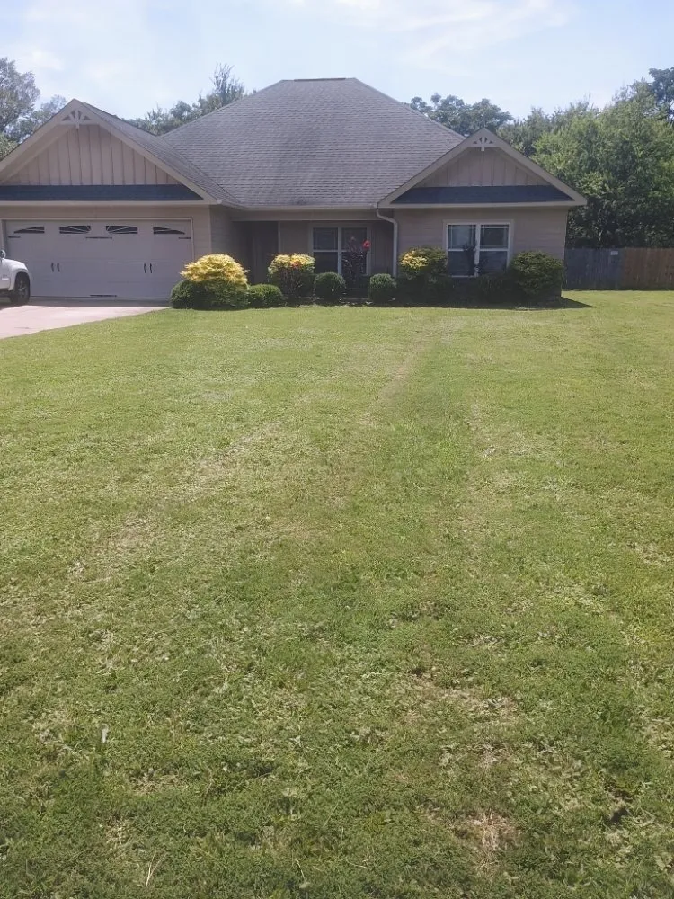 Affordable landscape design for homes in Fort Mitchell, AL by Picture Perfect Lawncare