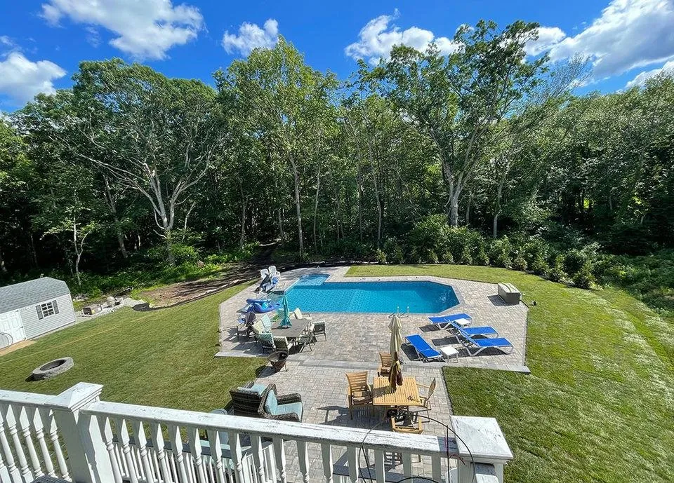 Top-rated landscape design near you in Johnston, RI by Picturesque