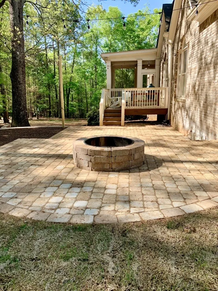 Top-rated lawn mowing service in Arnoldsville, GA by Piedmont Landscape Management
