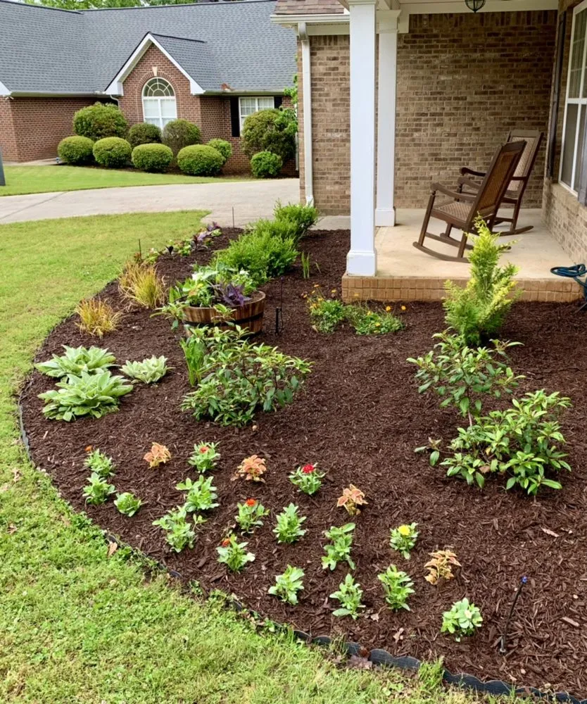 Expert landscaping services experts serving Arnoldsville, GA - Piedmont Landscape Management