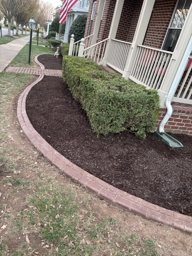 Custom residential landscaping experts serving Gainesville, VA - Piedmont Landscaping Services