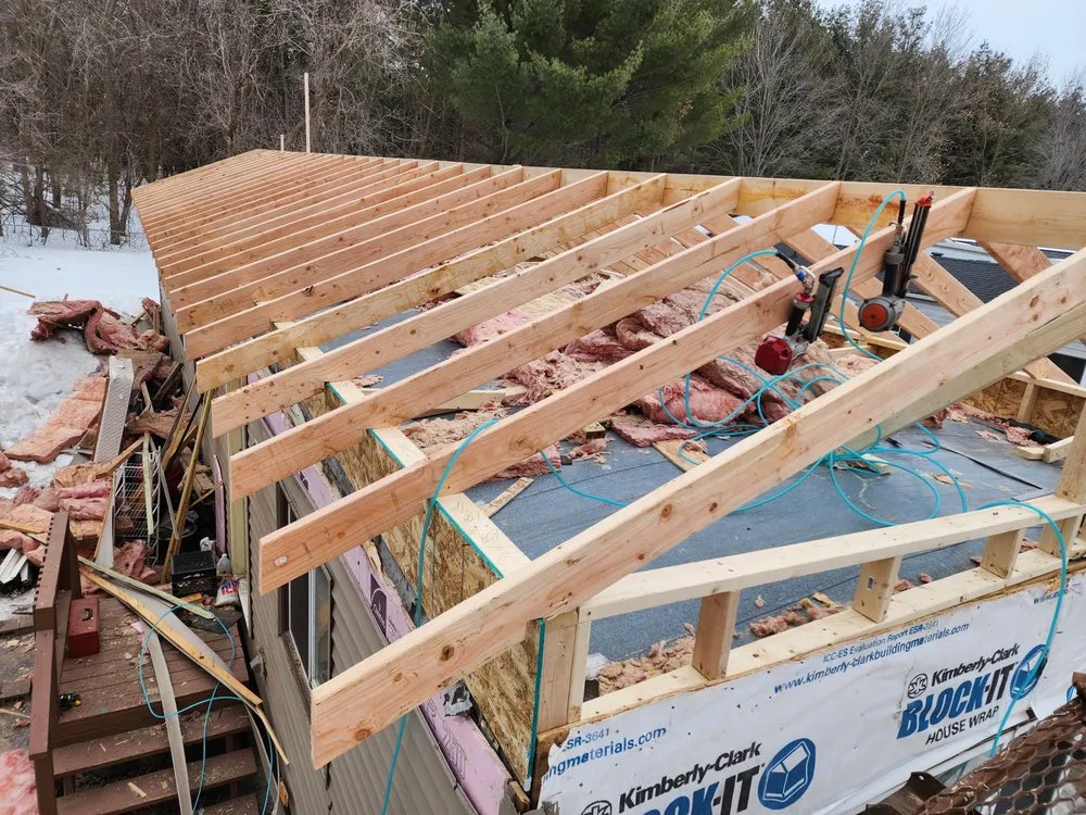 Top-rated lawn care service with custom design in Osceola, WI by Pier Pergola