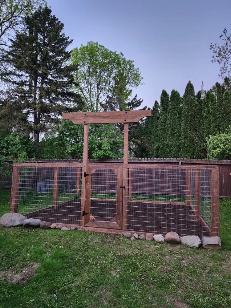 Trusted yard cleanup service experts serving Osceola, WI - Pier Pergola