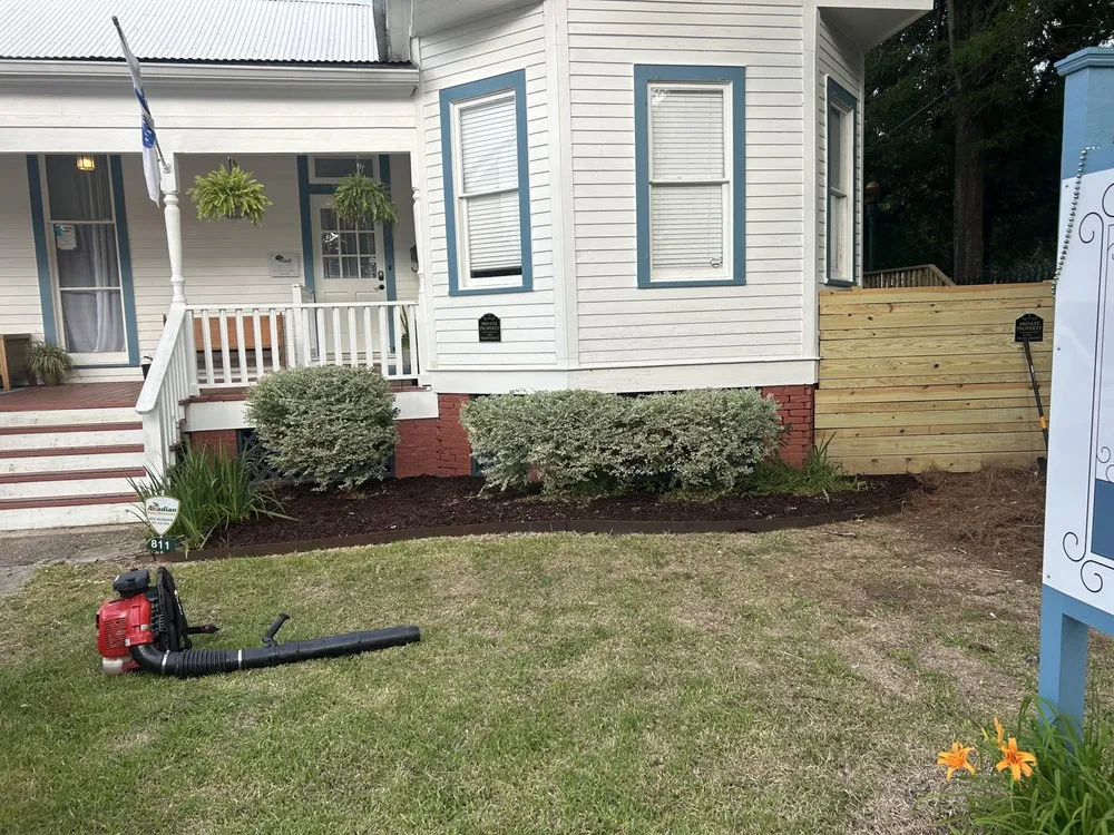 Reliable yard maintenance in Lafayette, LA - Pierce Commercial