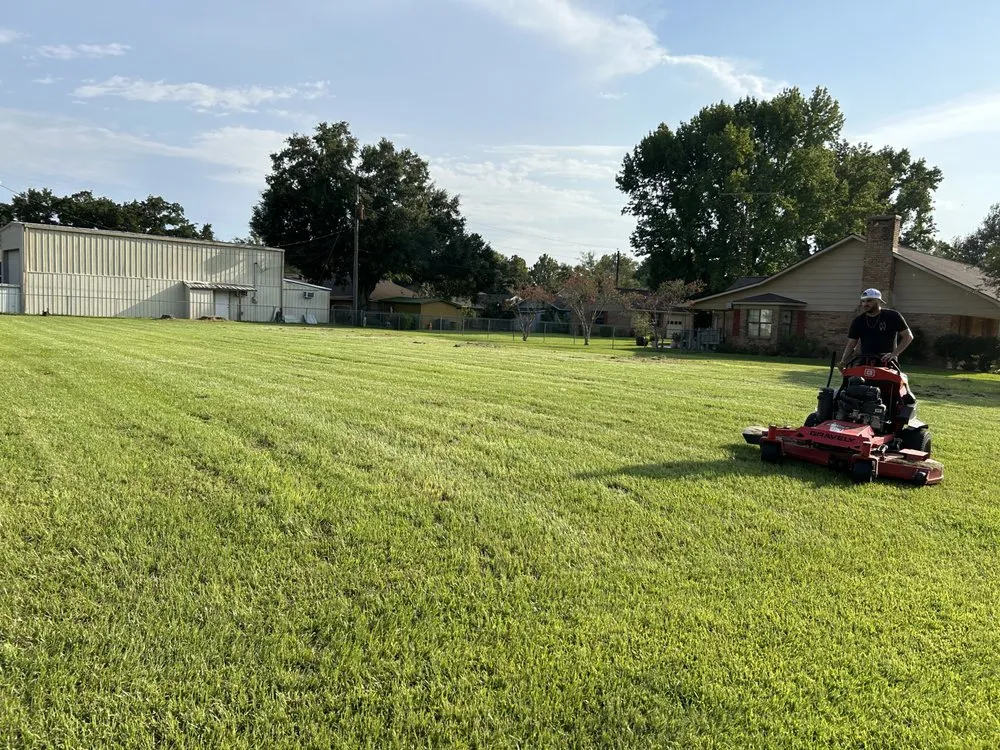 Trusted garden landscaping experts serving Lafayette, LA - Pierce Commercial