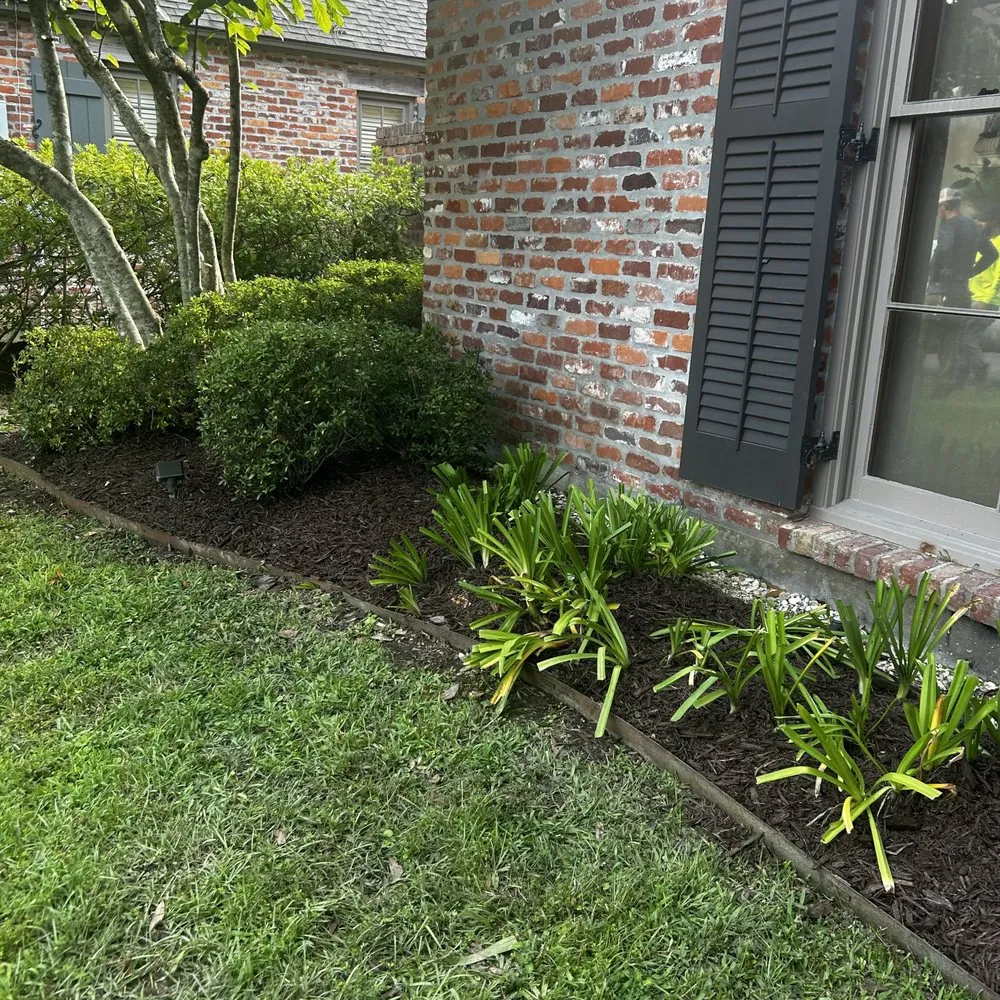 Top-rated garden landscaping in Lafayette, LA - Pierce Commercial