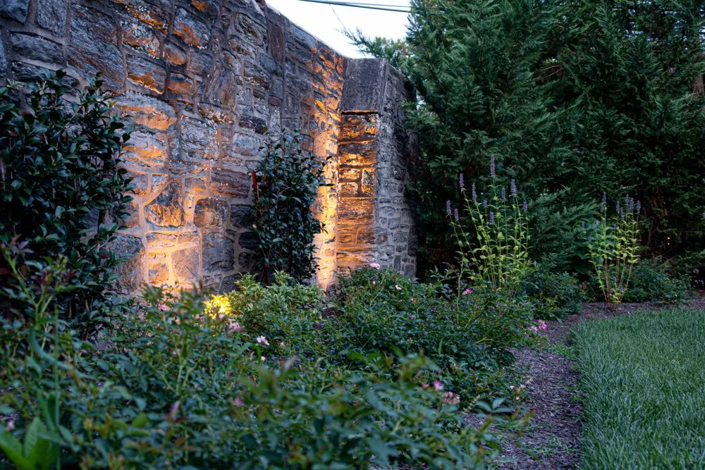 Top-rated garden landscaping in Aston, PA by Pierce L Shallis Landscaping & Design