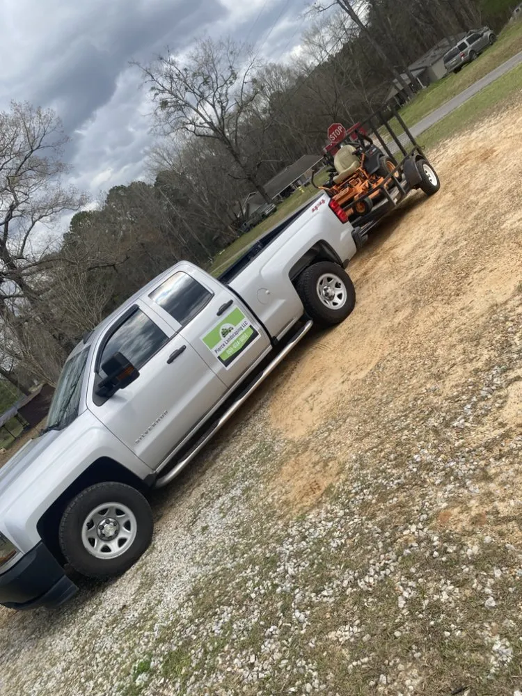 Trusted outdoor landscaping for beautiful yards in Meridian, MS by Pierce Landscaping